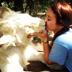 Meet your Posher, Julia